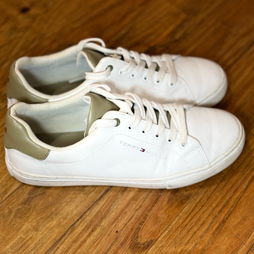 Tommy Hilfiger White Sneakers